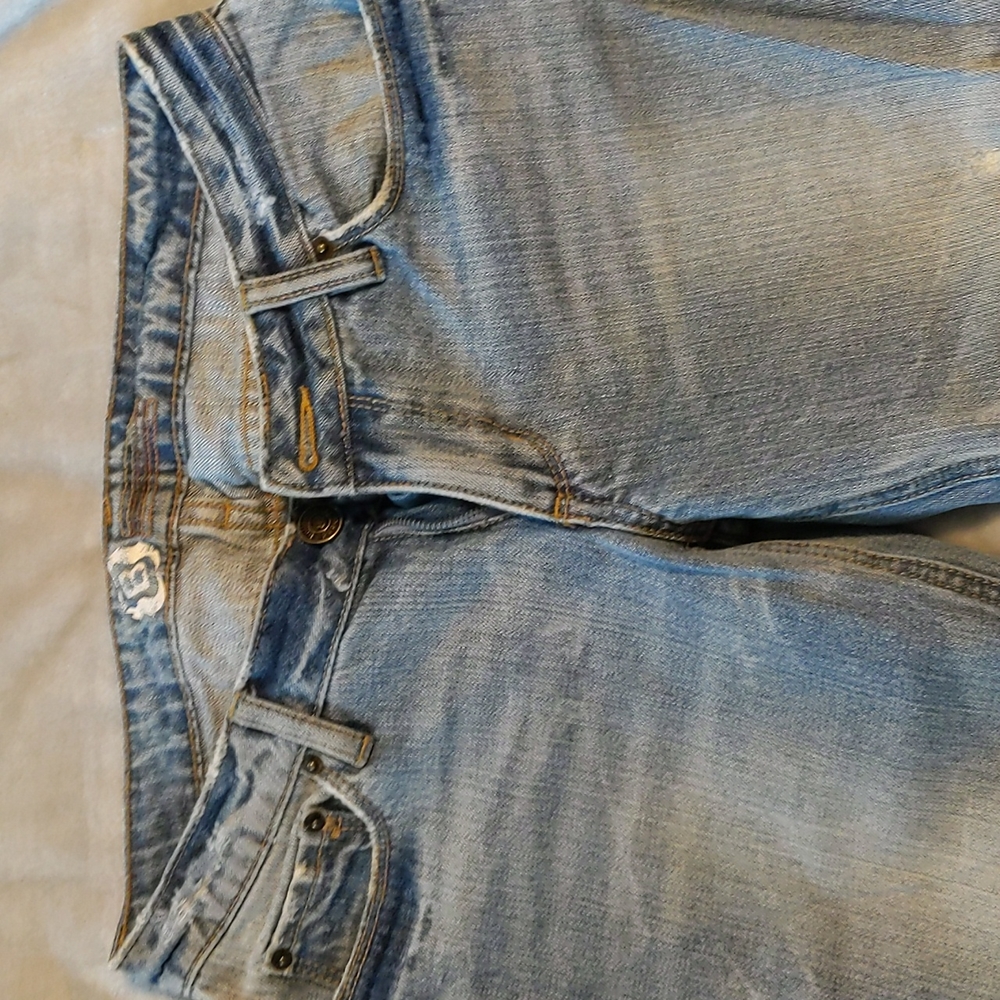 Vintage Bullhead Laguna boot cut distressed light blue jean. Size 5 - Picture 6 of 7
